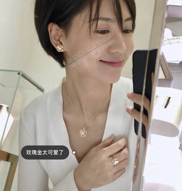 Bvlgari飾品 寶格麗新款925對版詠綻耳釘耳環  zgbq3304